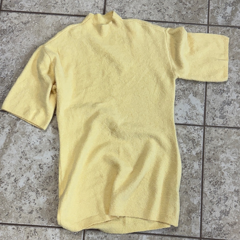 Abercrombie & Fitch Cream Knit Sweater